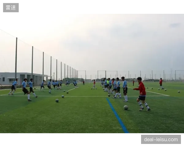 我们的青训体系，还要让多少“天才少年”因过早的负荷与损伤，沦为生物力学悲剧的注脚？